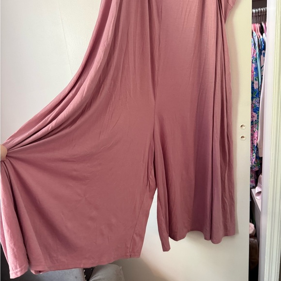 NWT BloomChic Mauve Knit Jumpsuit - Picture 2 of 6